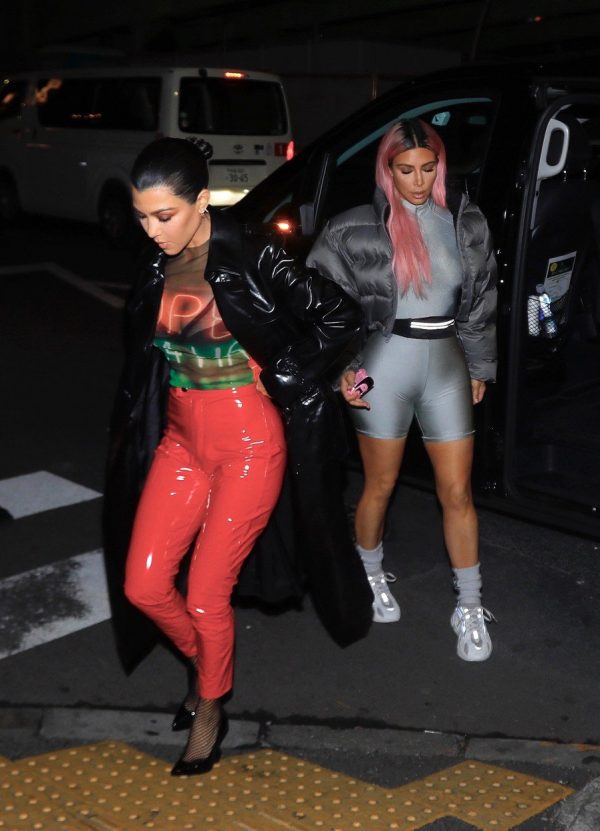 Kim Kardashian Tokyo look is INSANE!